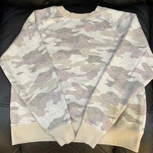 Old navy pullover sweater